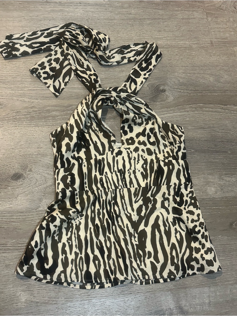 Banana Republic Size 2 Animal Print Halter Neck Tie-Back Blouse Top